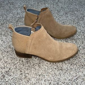 TOMS ankle booties